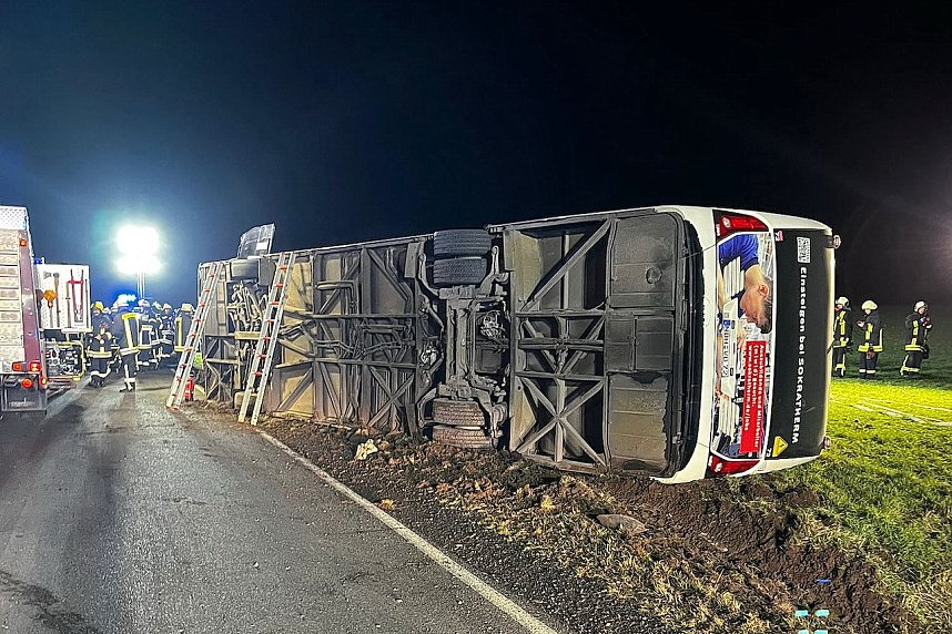 Verunfallter Elektro-Bus