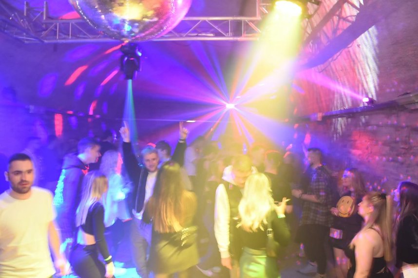 Spring Dance Party im T37