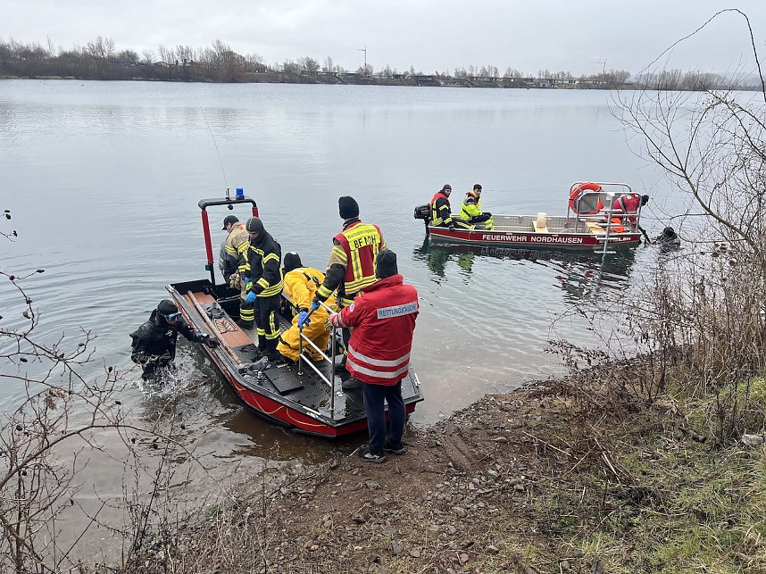 Rettungskr&auml;fte suchen nach vermisster Frau