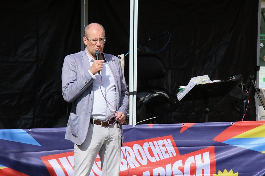 Mai-Kundgebung auf dem Nordh&auml;user Rathausplatz