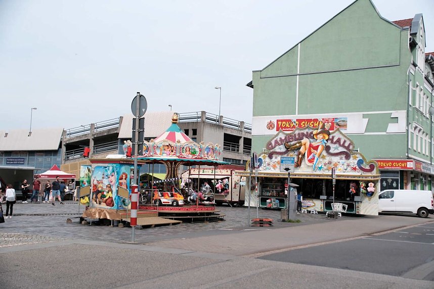 Erster tag des Bahnhofsfestes