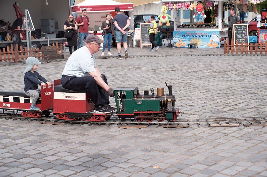 Erster tag des Bahnhofsfestes