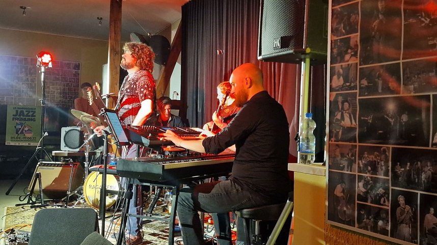 Ragawerk in der JazzMangel