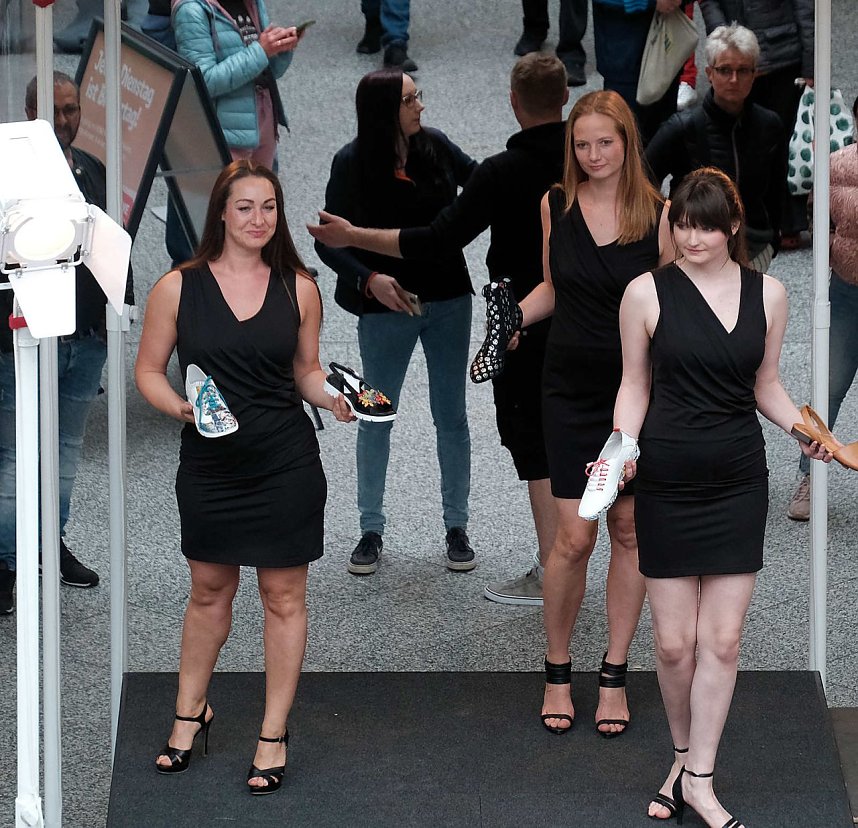 Modenschau in der S&uuml;dharz Galerie 