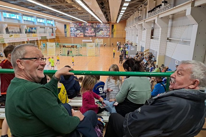 Ran an den Ball in Bildern