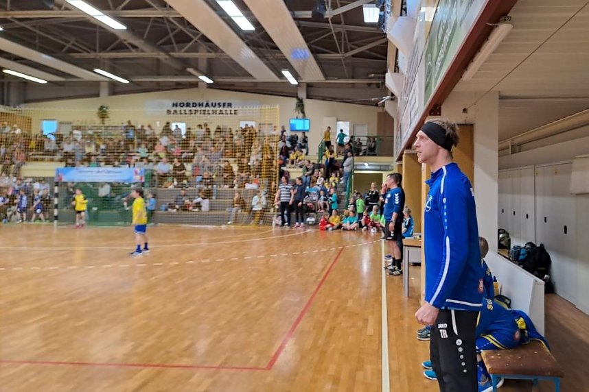 Ran an den Ball in Bildern