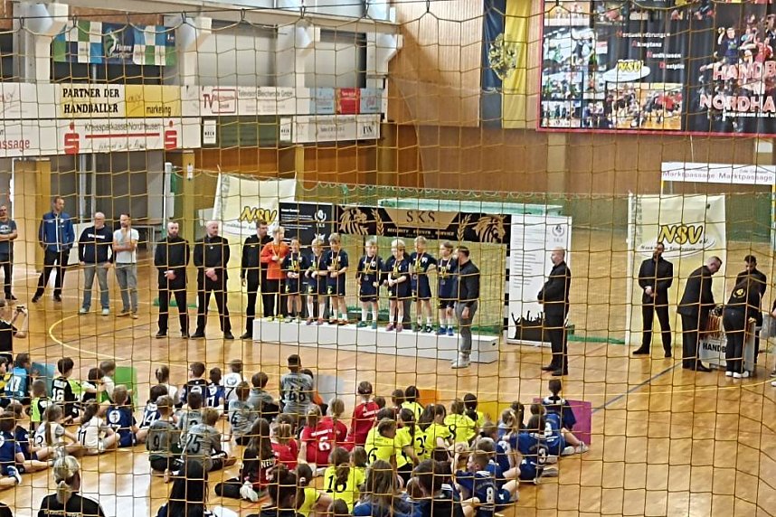 Ran an den Ball in Bildern