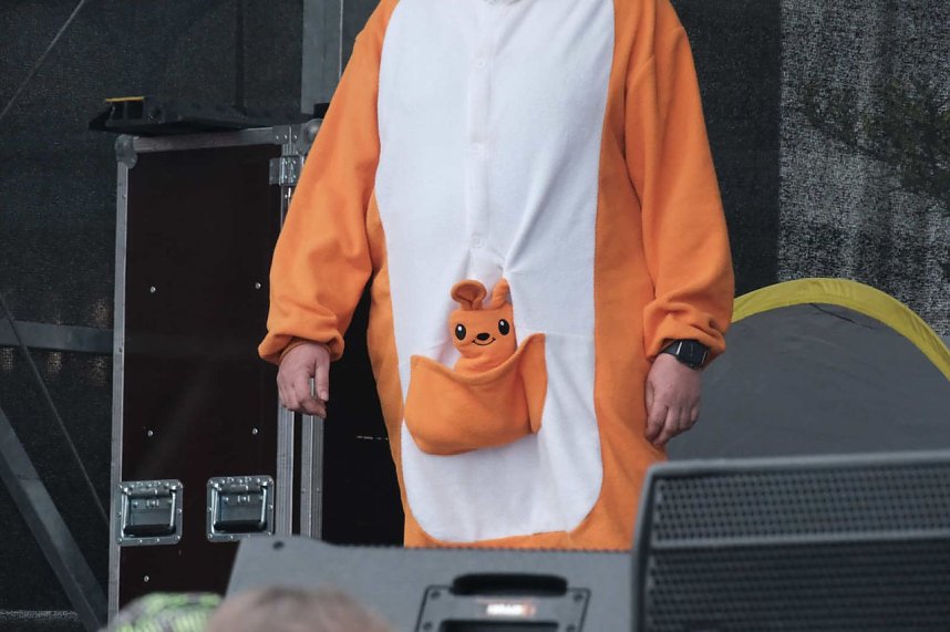 Peter Blei unterwegs auf dem Bahnhofsfest