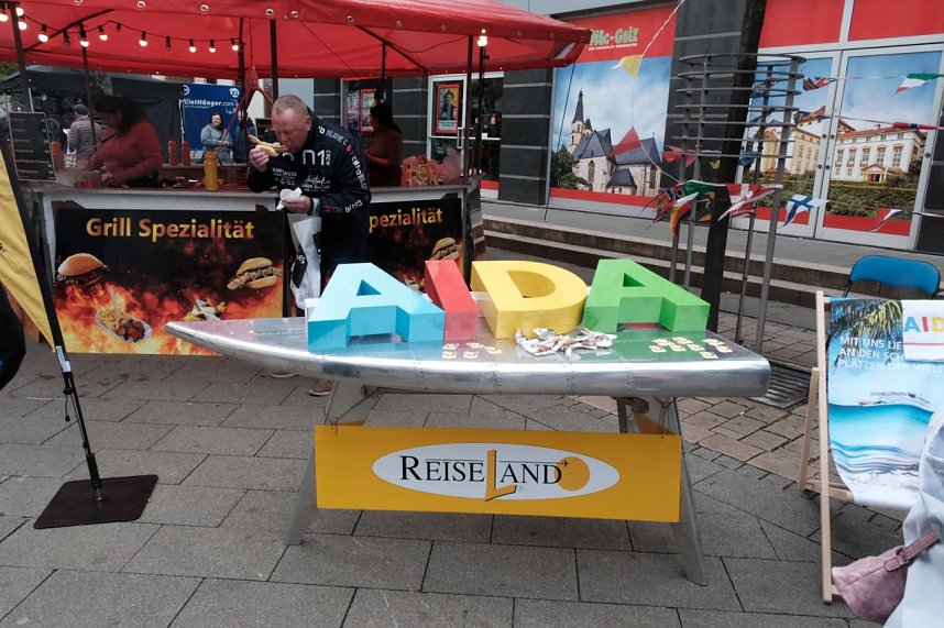 Peter Blei unterwegs auf dem Bahnhofsfest