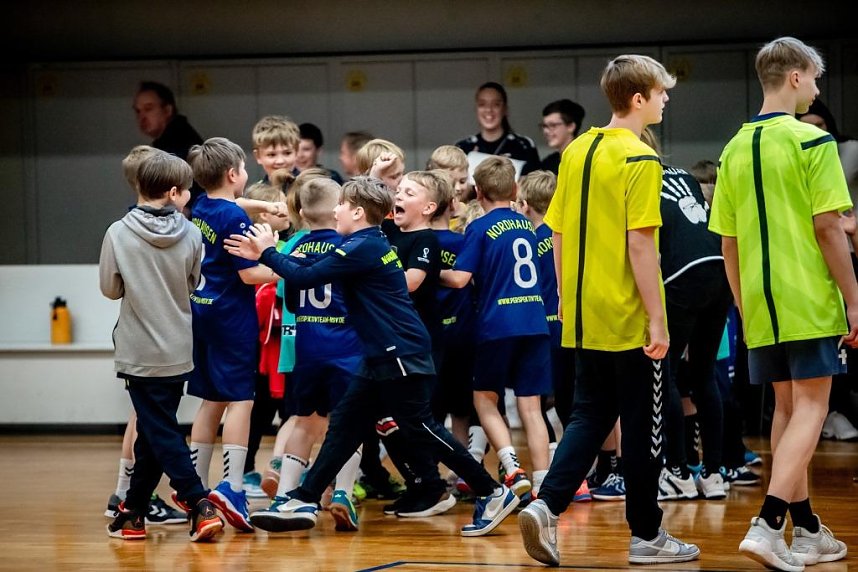 "Ran an den Ball" - Handball-Turnier der Extra Klasse in Nordhausen