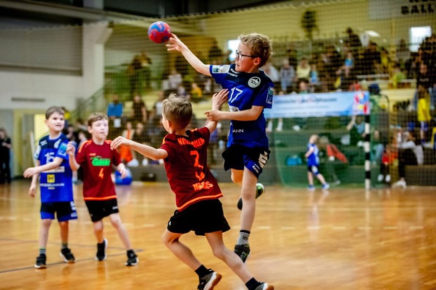 "Ran an den Ball" - Handball-Turnier der Extra Klasse in Nordhausen
