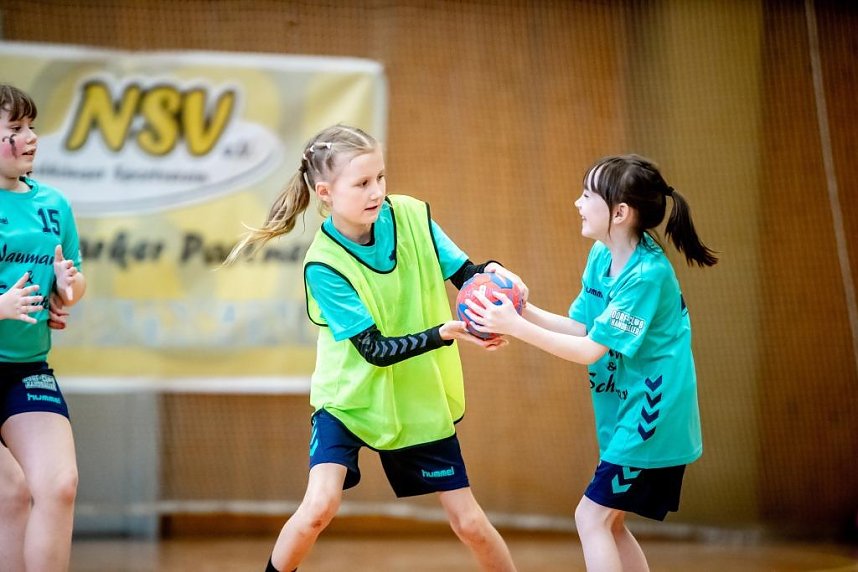"Ran an den Ball" - Handball-Turnier der Extra Klasse in Nordhausen