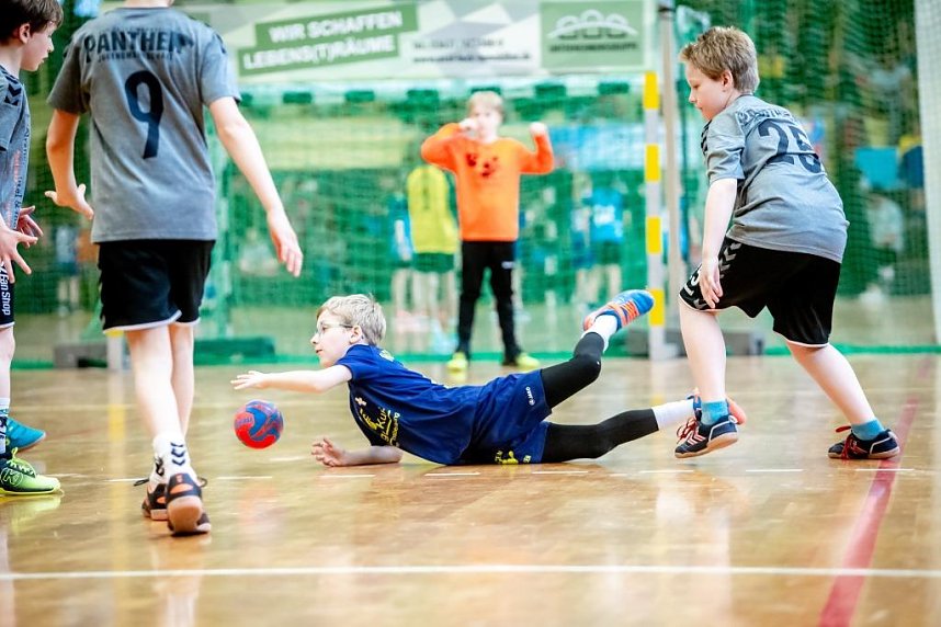 "Ran an den Ball" - Handball-Turnier der Extra Klasse in Nordhausen