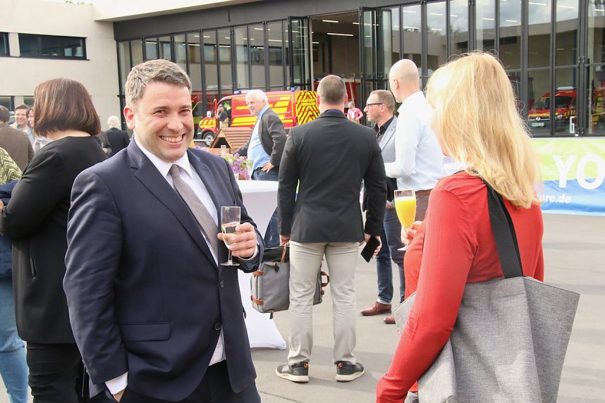 Jahresempfang von Stadt und Hochschule auf dem Hof der neuen Feuerwache