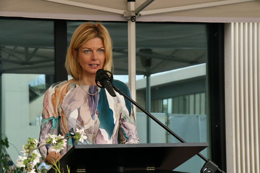 Jahresempfang von Stadt und Hochschule auf dem Hof der neuen Feuerwache