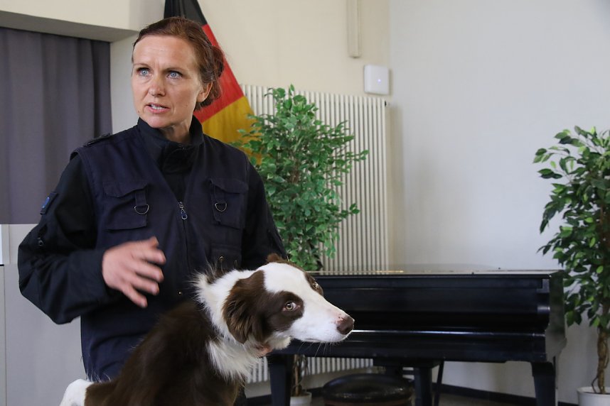 Besuch bei der Nordh&auml;user Hundestaffel
