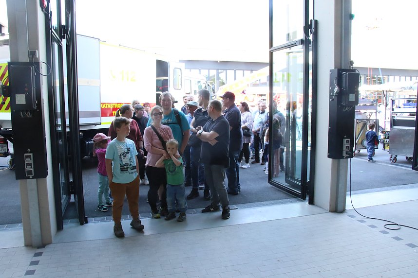 Tag der offenen T&uuml;r bei der neuen Nordh&auml;user Feuerwache