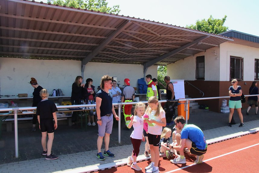 8. Nordh&auml;user Mukolauf auf dem Hohekreuz-Sportplatz
