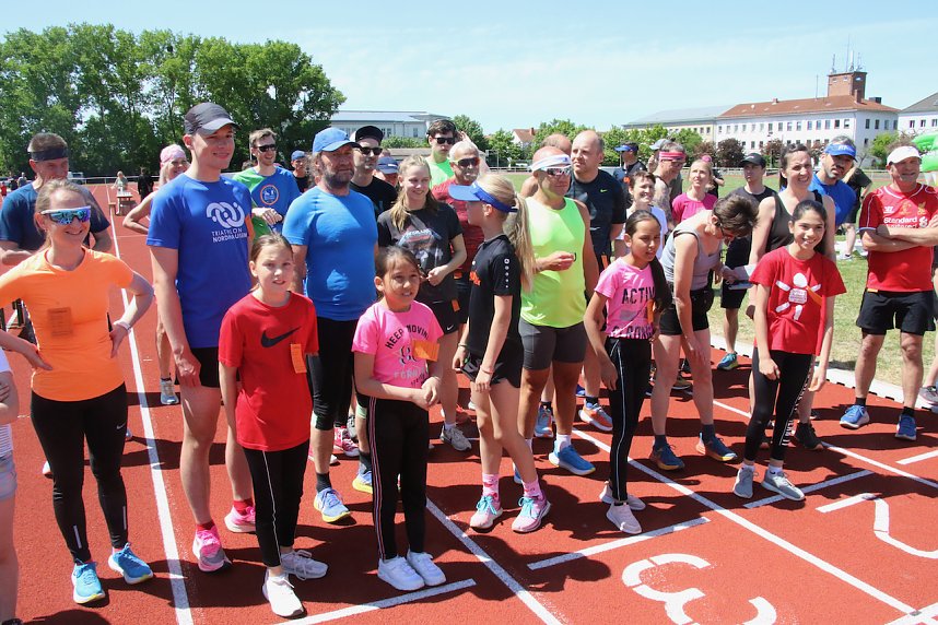 8. Nordh&auml;user Mukolauf auf dem Hohekreuz-Sportplatz