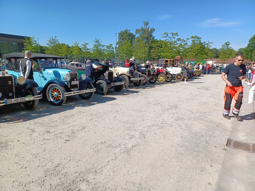 Cario- und Oldtimertreffen in Apolda