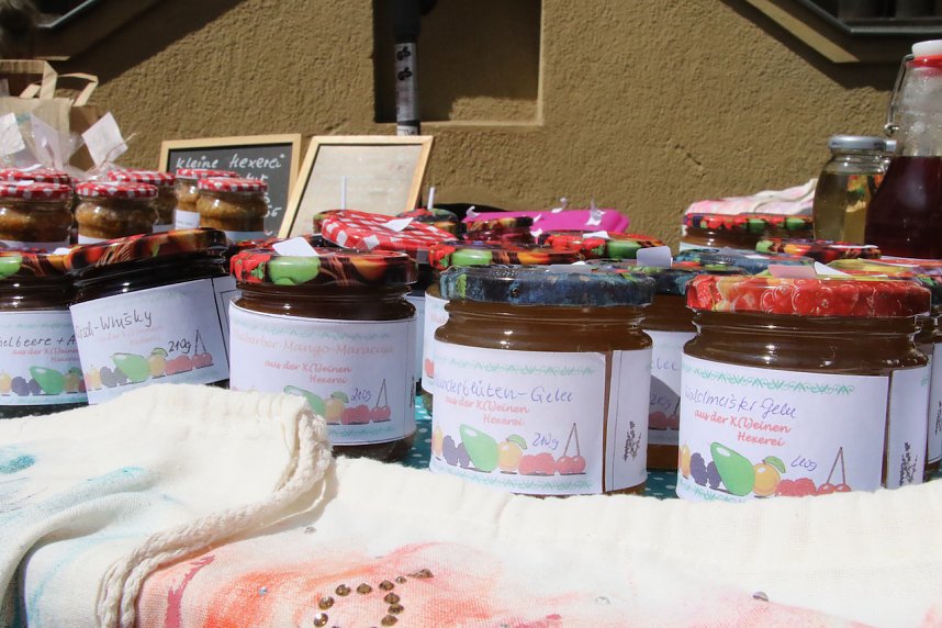 Hof- und Genussmarkt in der Traditionsbrennerei