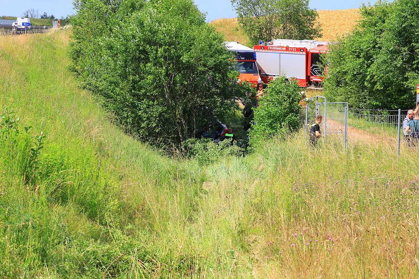 Von der Autobahn abgekommen 