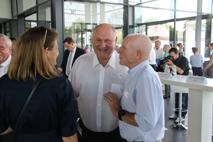 NUV Sommerfest und erste Kandidaten-Diskussion