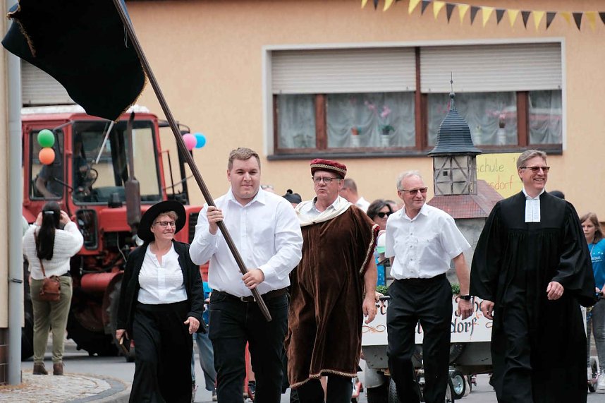 Festumzug in Petersdorf