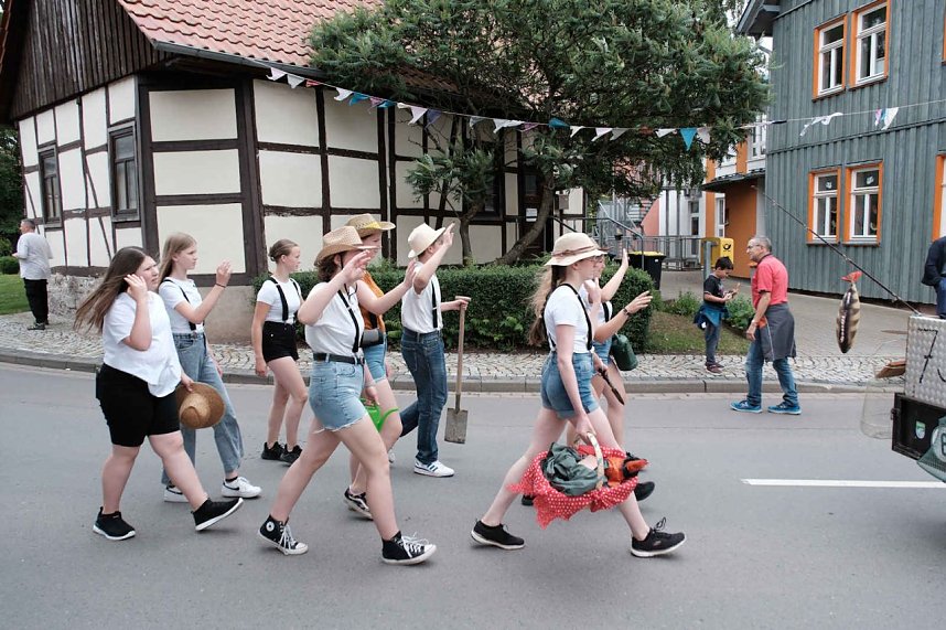 Festumzug in Petersdorf