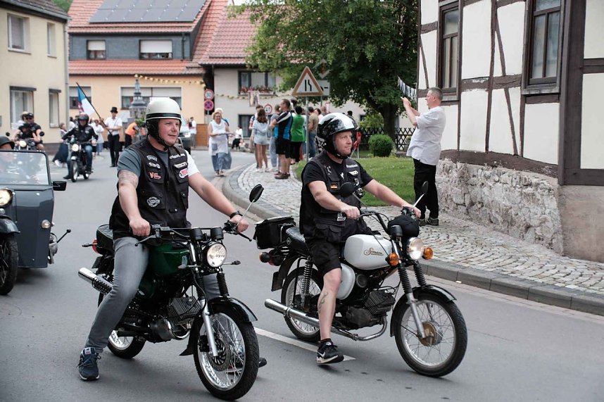 Festumzug in Petersdorf