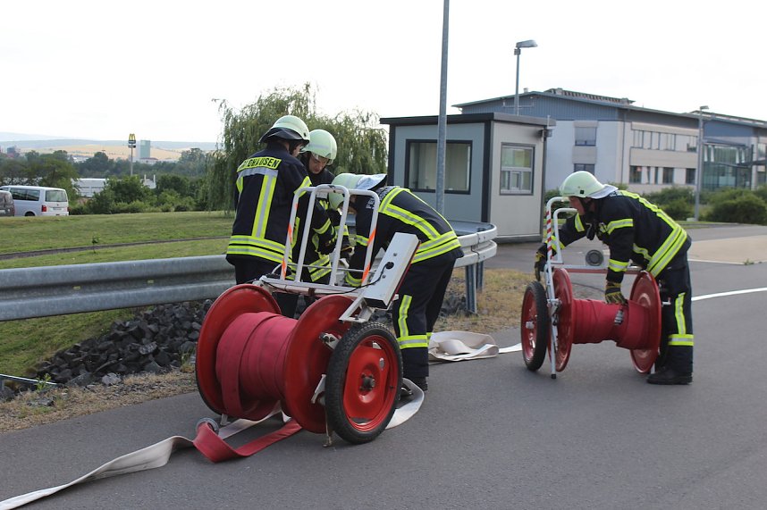 Feuerwehr&uuml;bung an der Biomethananlage in Bielen