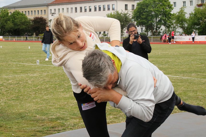 Sportabzeichen-Tour des Deutschen Olympischen Sportbundes macht Halt in Nordhausen