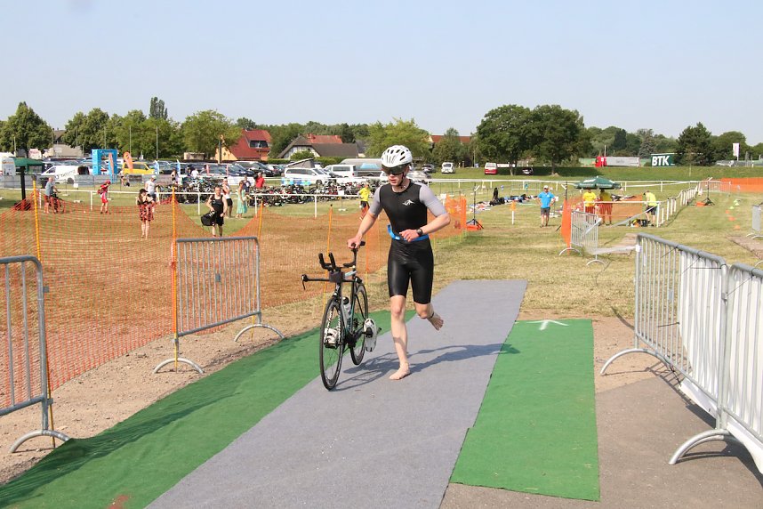 Die ersten Wettk&auml;mpfe beim Scheunenhof-Triathlon