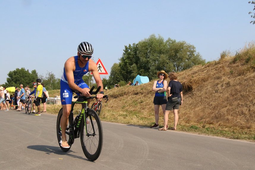 Die ersten Wettk&auml;mpfe beim Scheunenhof-Triathlon