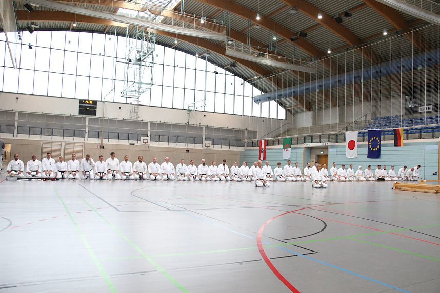 Internationales Karate-Training in der Wiedigsburg-Halle
