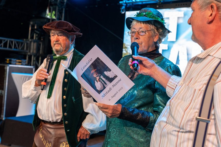 B&uuml;hnenabschied von Manfred Spangenberg