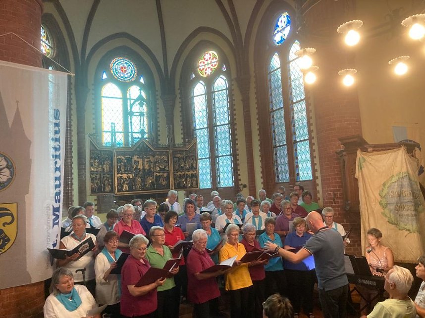 Chorabend in der G&ouml;rsbacher Kirche