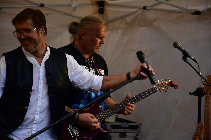 Emma in der Traditionsbrennerei