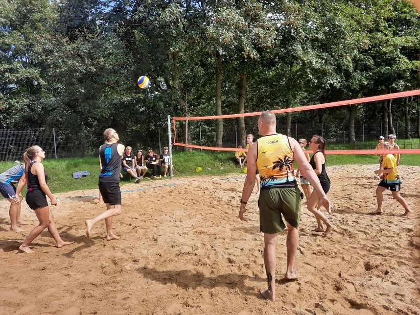 Der SVC und die EVN luden an Land zum 1. Beach-Cup