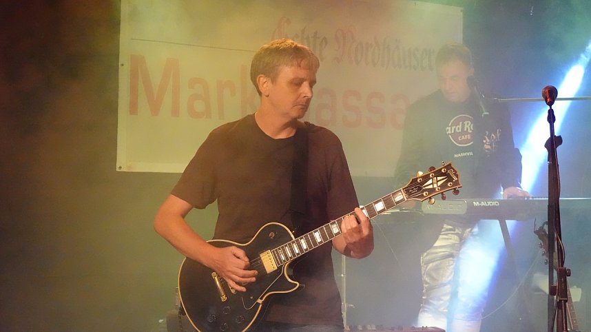 Rock f&uuml;r den Frieden auf dem Parkdeck der Echter Nordh&auml;user Marktpassage
