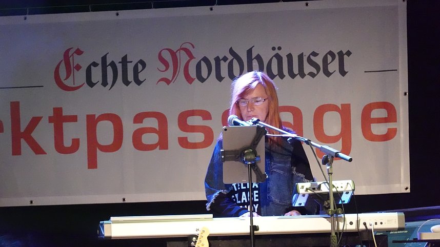 Rock f&uuml;r den Frieden auf dem Parkdeck der Echter Nordh&auml;user Marktpassage