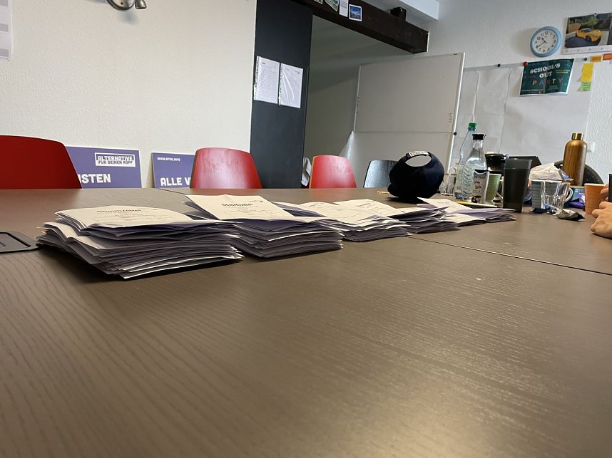 Die Ausz&auml;hlung der Jugendwahl hat begonnen
