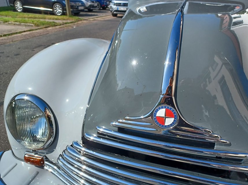 Aus einem BMW 340 wird ein EMW 340-2