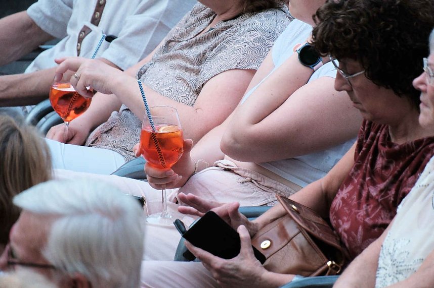 Peter Blei unterwegs auf dem Theaterfest