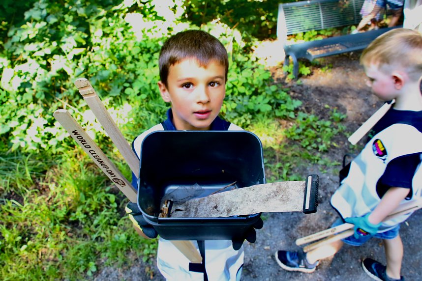 Startschuss f&uuml;r den World Cleanup Day 2023 im Stadtpark