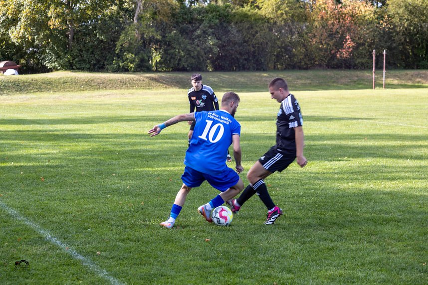 Lokalderby am Fu&szlig;e der Bleicher&ouml;der Berge