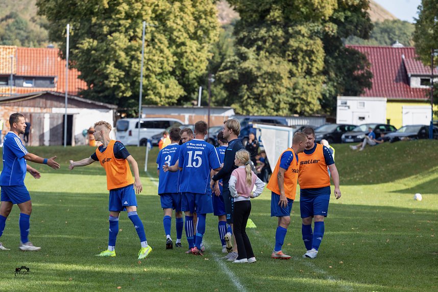 Lokalderby am Fu&szlig;e der Bleicher&ouml;der Berge