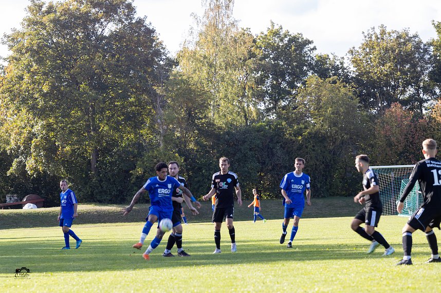 Lokalderby am Fu&szlig;e der Bleicher&ouml;der Berge