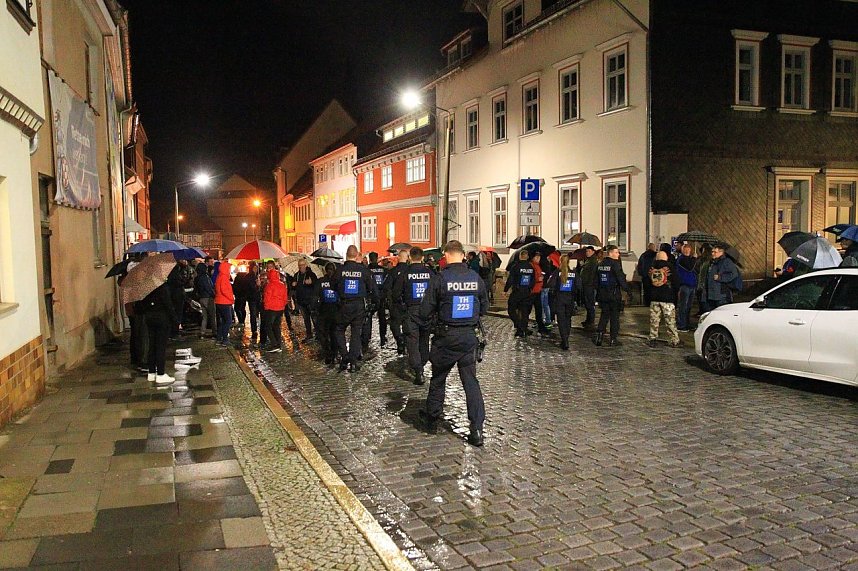 Bleicher&ouml;der wollten Antworten zum Fl&uuml;chtlingsthema