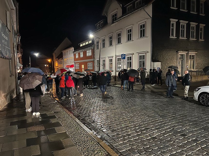 Bleicher&ouml;der wollten Antworten zum Fl&uuml;chtlingsthema